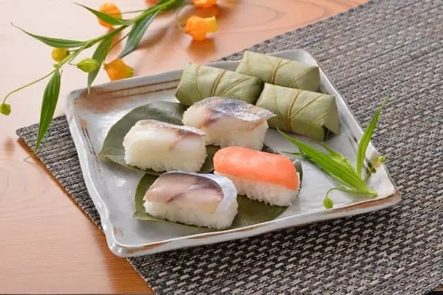 Какиноха суши